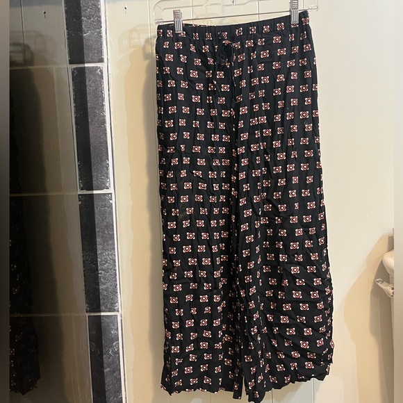 Mango black pink flowy pants - Picture 1 of 3
